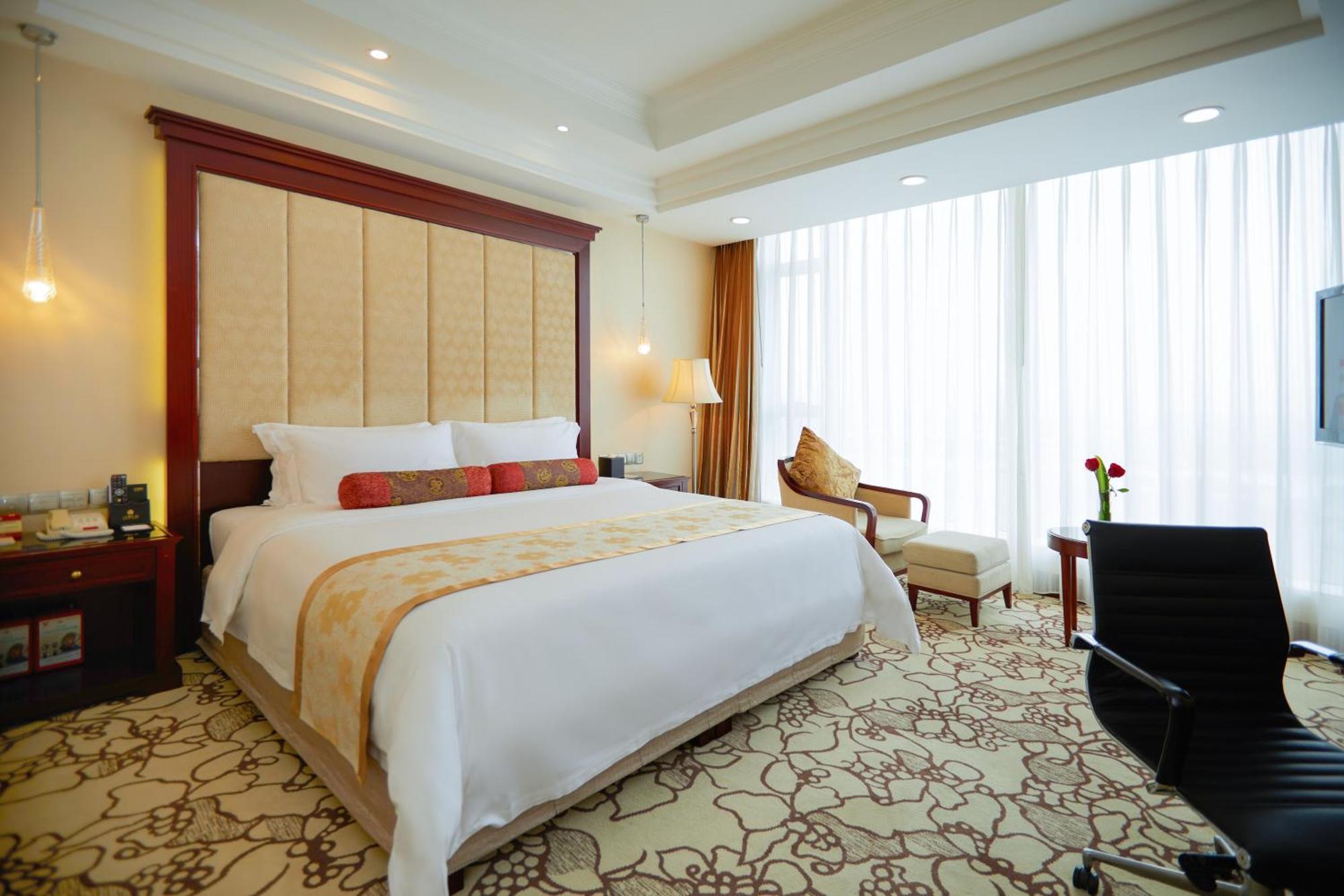 Soluxe Hotel Guangzhou - Overseas Buyers Registration Service&Canton Fair Free Shuttle Bus 15 Apr To 05 May Esterno foto